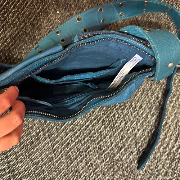 Free people blue Fanny pack - Picture 3 of 3